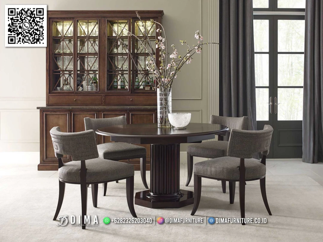 Meja Makan Kayu Solid